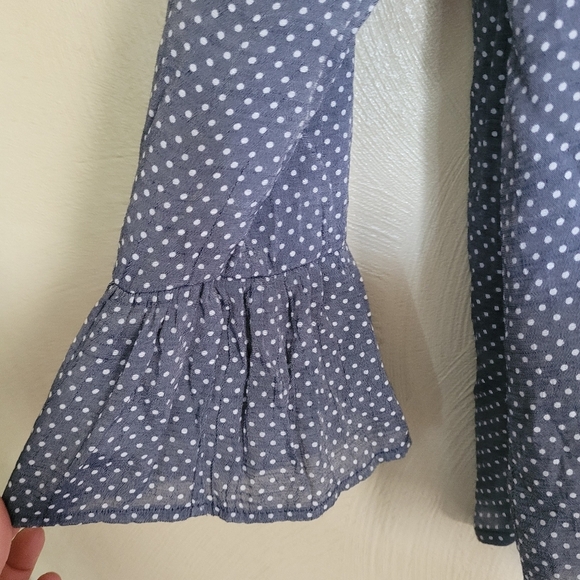 Fred David Blue Polka Dot Ruffle Sleeve Blouse with Tie Front Size Women's Small - Picture 5 of 10